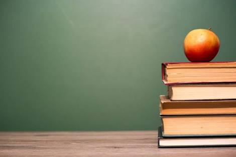 Guru Ini Hebat Tetap Mengajar di Sekolah Meski Hanya Ada 1 Murid Saja!